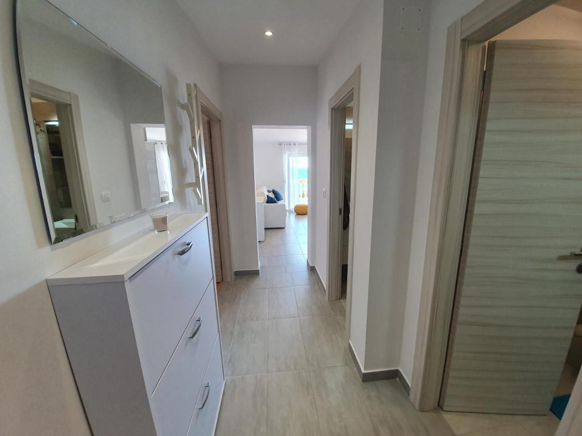 Comfortable Family Apt Iris 20M From Beach In Mandre Kültér fotó