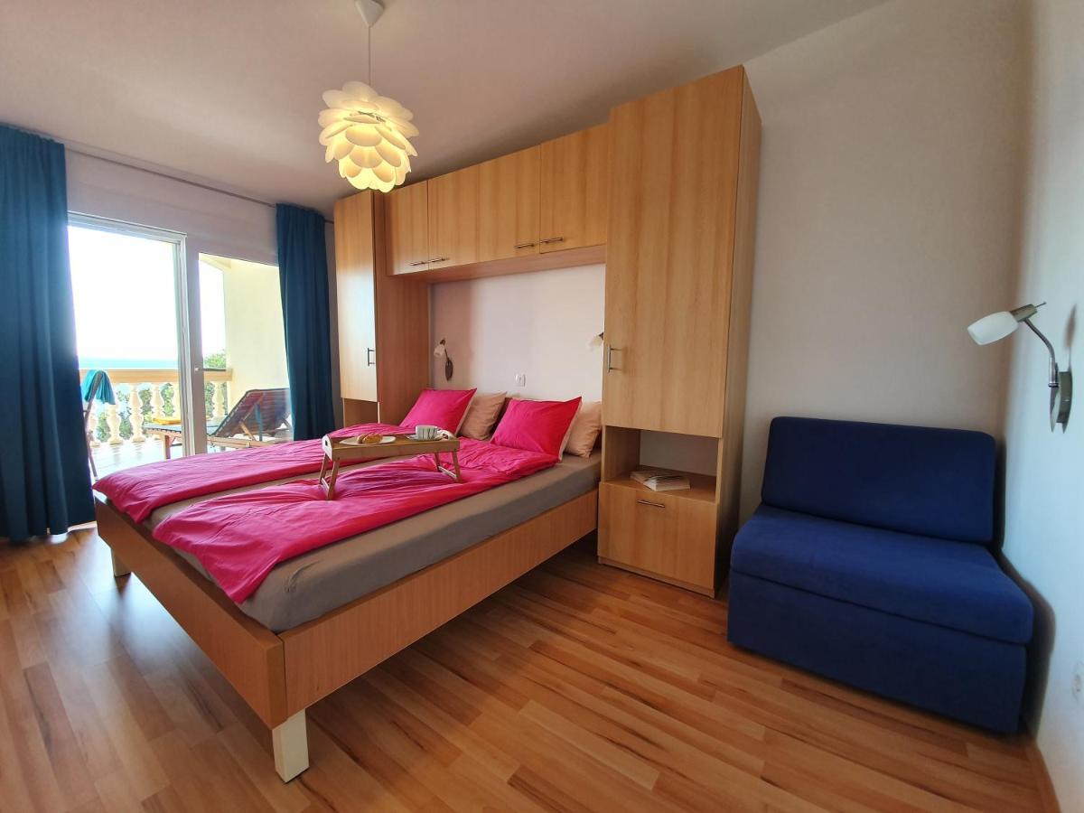 Comfortable Family Apt Iris 20M From Beach In Mandre Kültér fotó