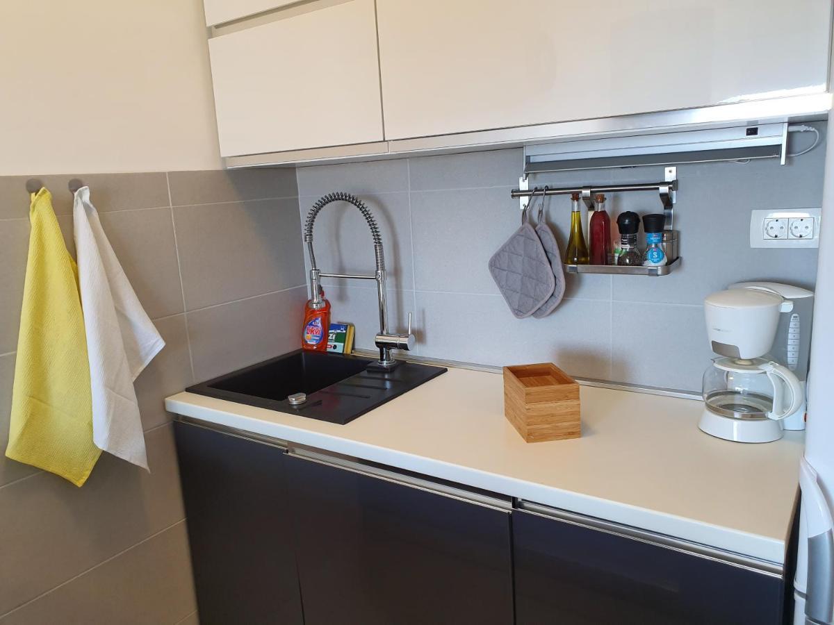 Comfortable Family Apt Iris 20M From Beach In Mandre Kültér fotó